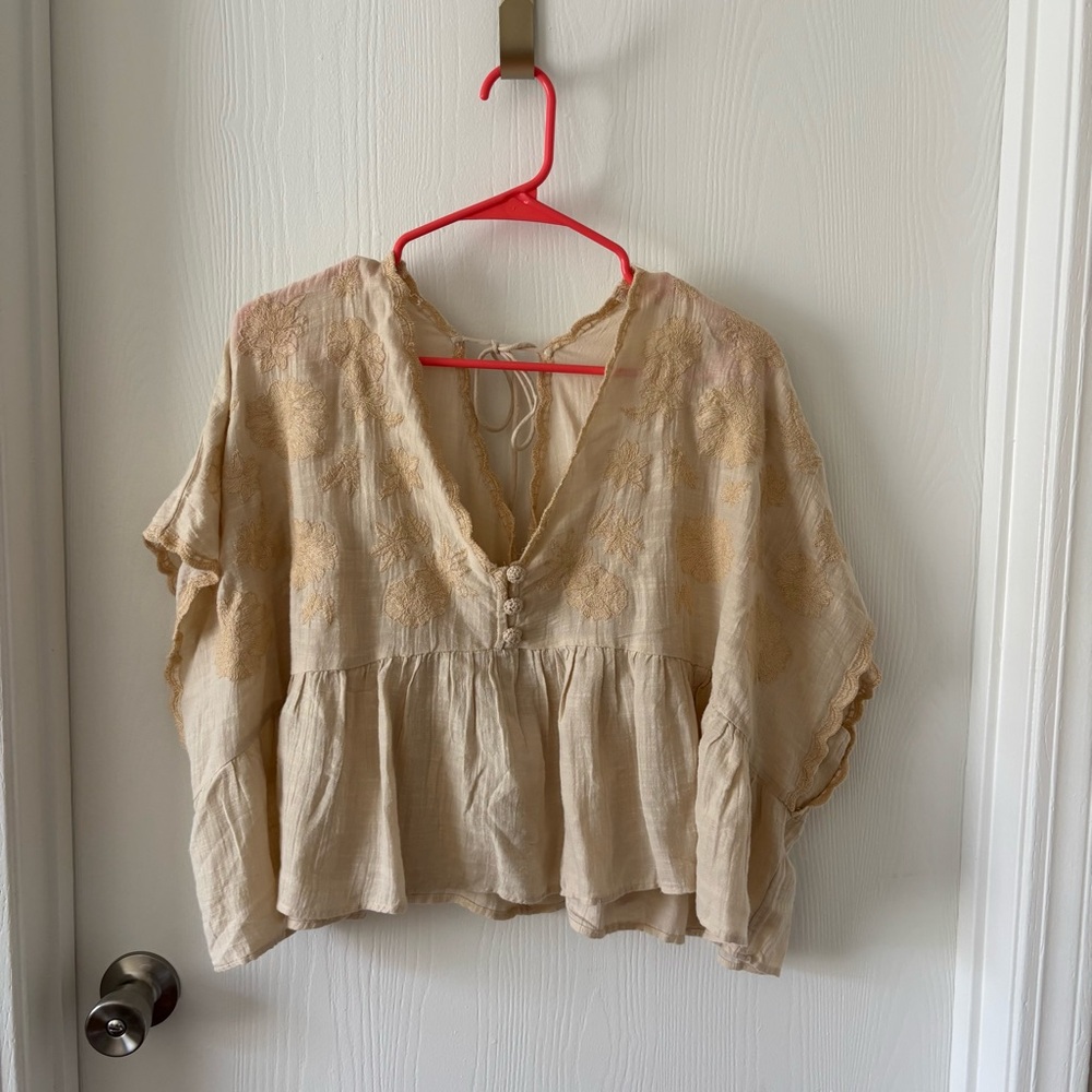 American Eagle Outfitters Cream Blouse
